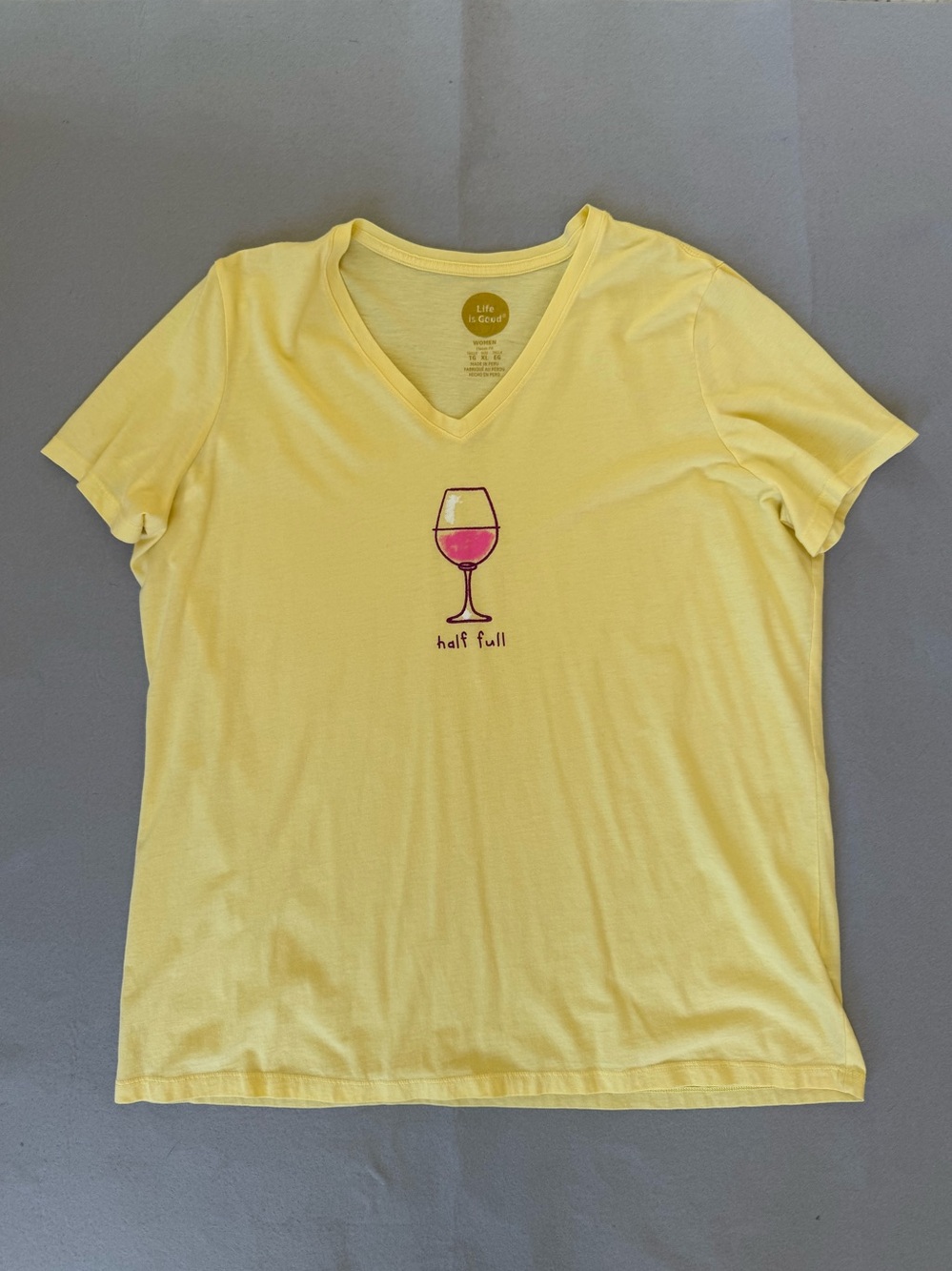 Life Is Good Half Full Women's V-Neck Classic Fit Tee - Size XL